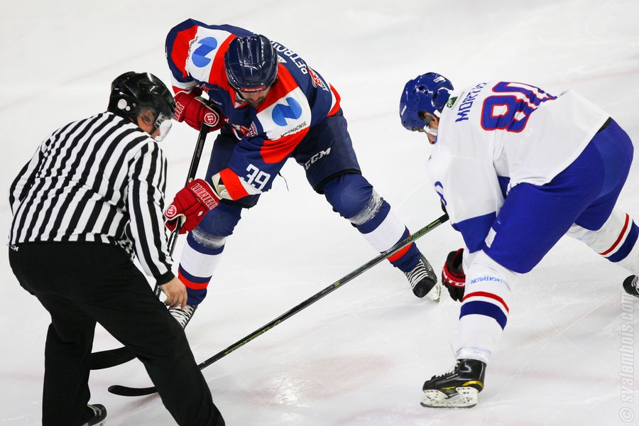 p1bb8nbqs19js76kaarnef1di07