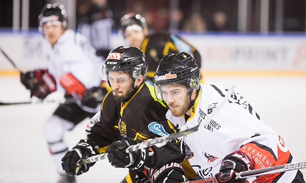 Crédit : Simonin Saison 17-18