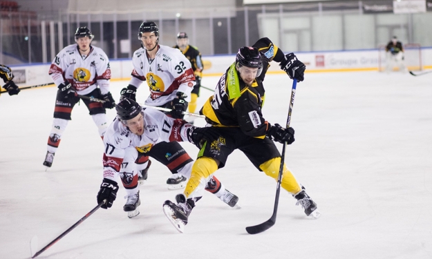 Crédit : Simonin Saison 17-18