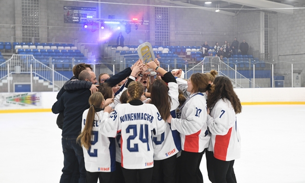 Crédit : Karl Denham