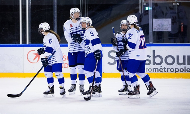 Crédit : Simonin 1819 / Photos de Hockey : Etoile Noire de Strasbourg