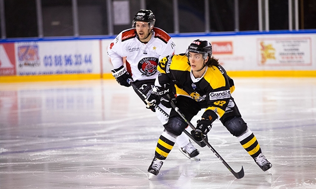 Crédit : Simonin 1819 - Photos de Hockey - Etoile de Noire de Strasbourg