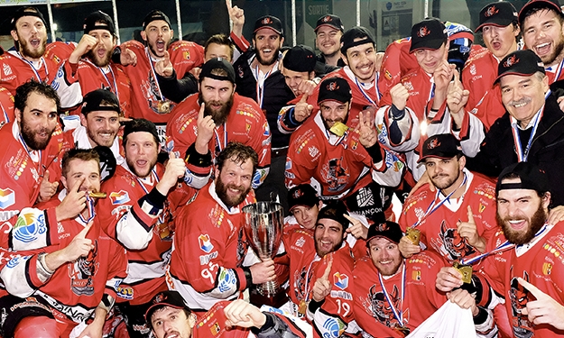 Les Diables Rouges sont champions de D1 et évolueront en SLM lors de la prochaine saison ! Crédit : Benoit Buffet