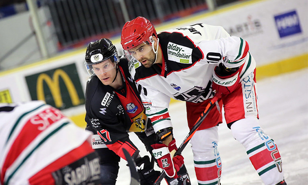 Comme sur la glace le 26 janvier dernier, les Pionniers et l'Hormadi se livreront, avec les Rapaces, une lutte acharnée pour les playoffs. Crédit : Chamonix Hockey Elite